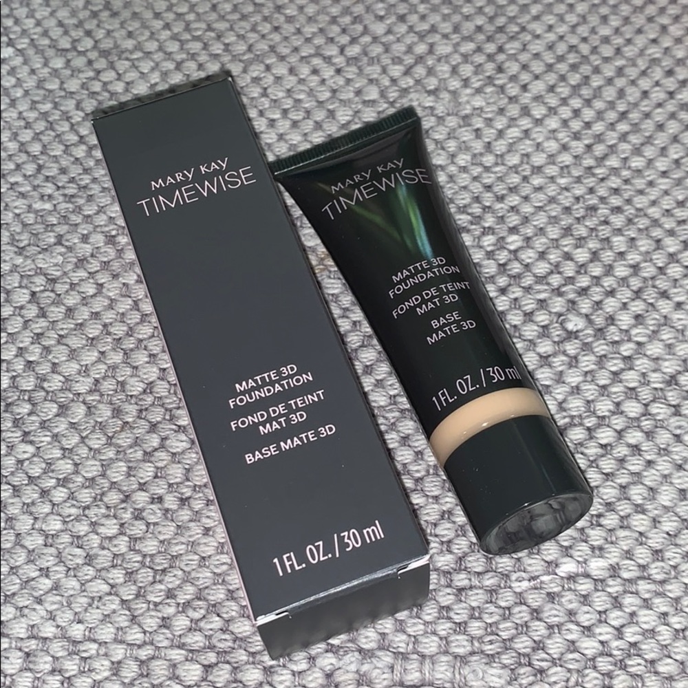 Mary Kay 3D Foundation